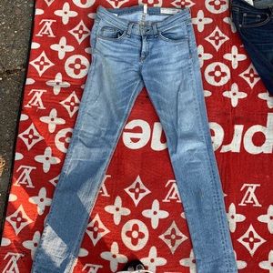 Rag & Bone Size 26 skinny jeans in Harbour.